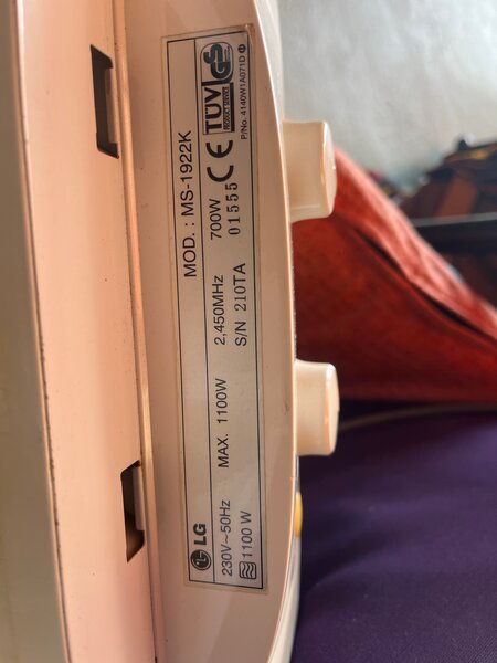 Micro-onde LG Compact