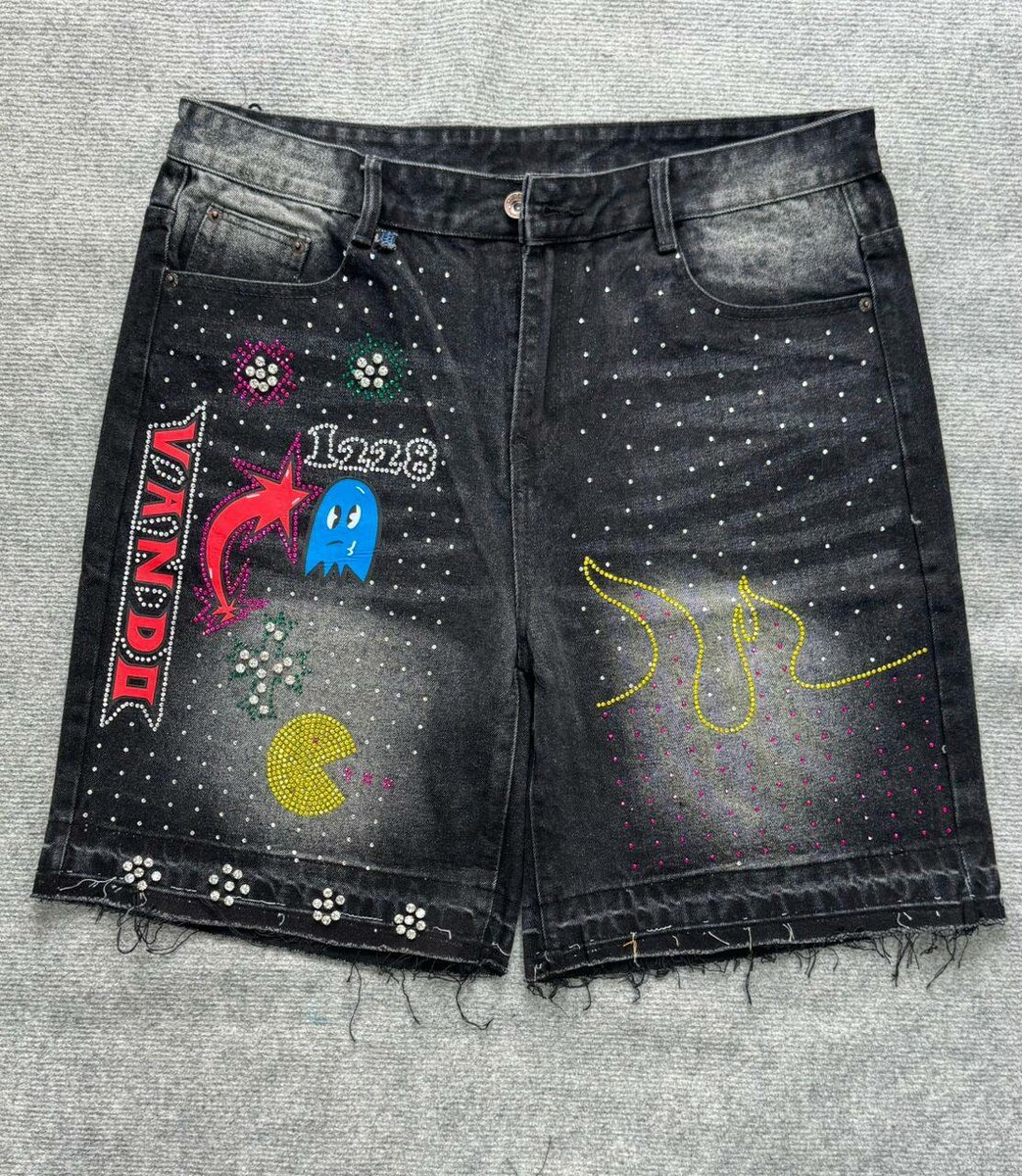 Short en jean brodé tendance