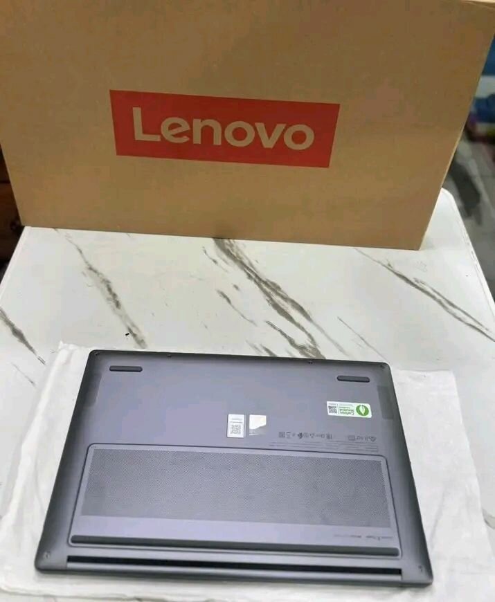 Lenovo Yoga Ultra Fin