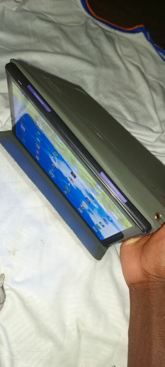 Tablette avec Étui Protecteur