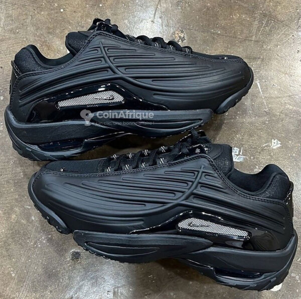 Sneakers Noires Futuristes Homme