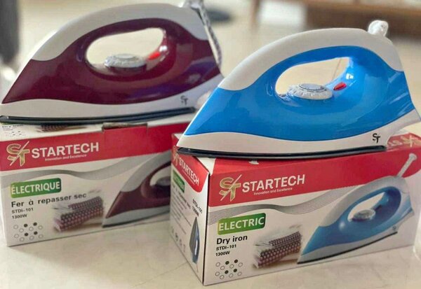 Fer à repasser StarTech électrique