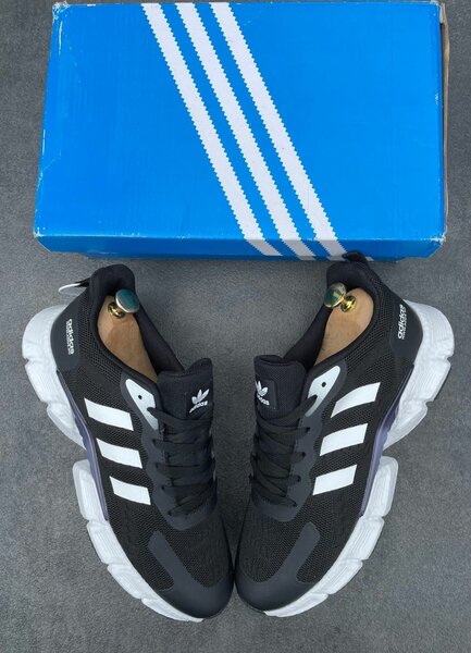 Basket adidas