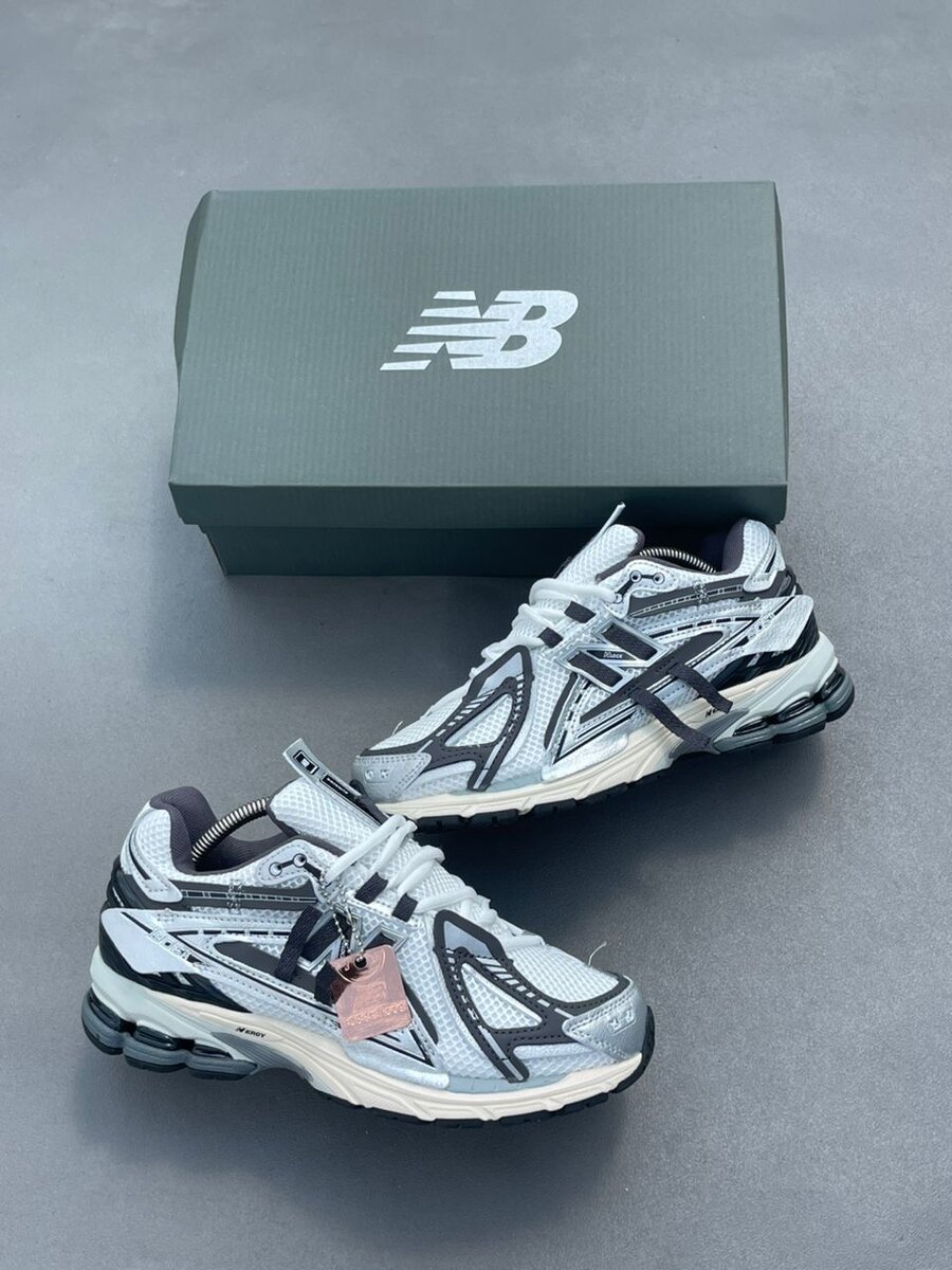 Baskets New Balance grises