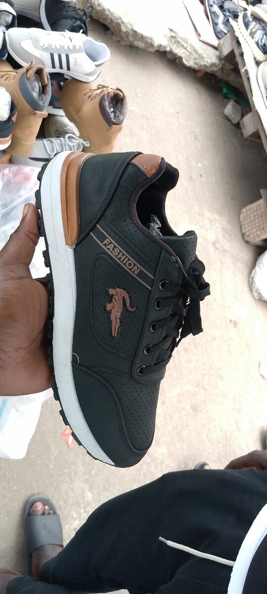 Baskets Homme Confortables