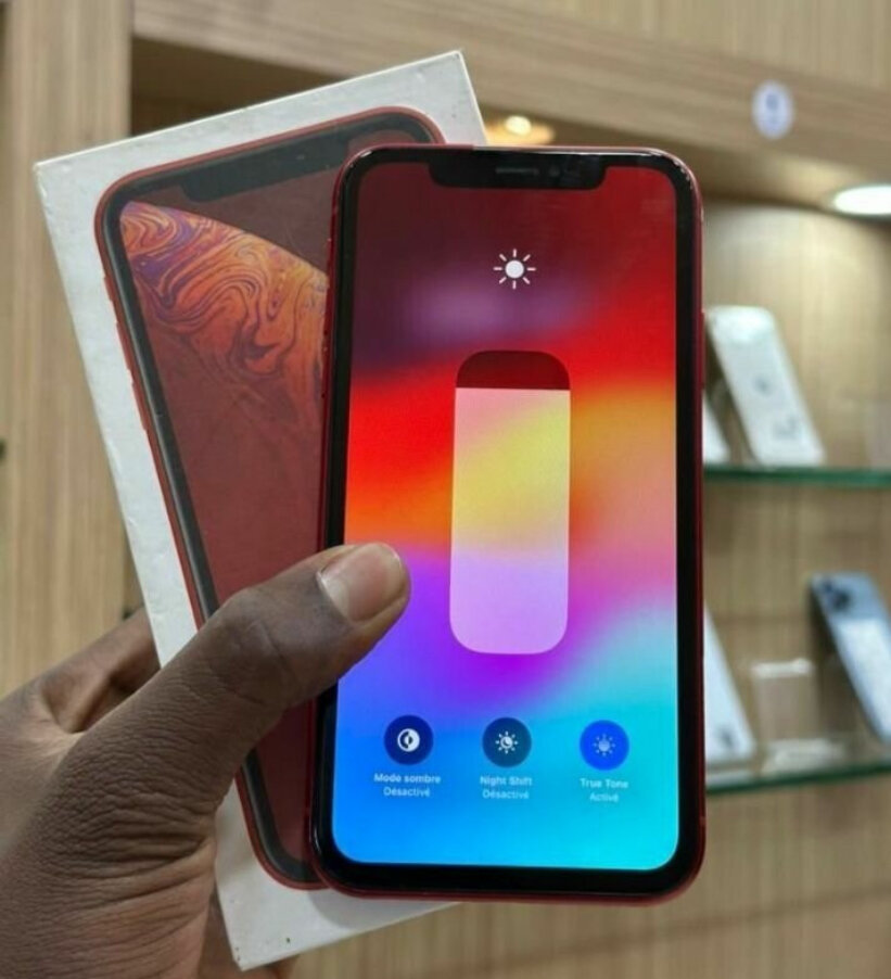 iPhone rouge puissant