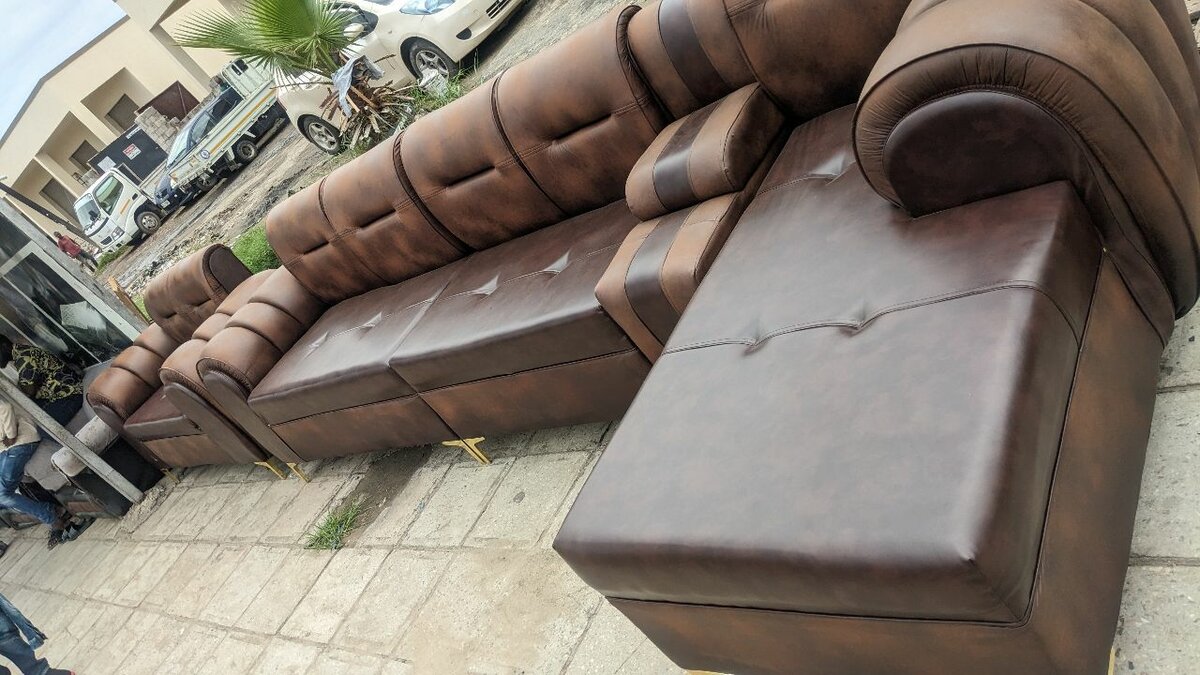 Big Saiso leather sofa sets