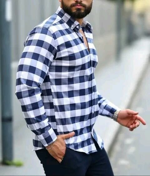 Chemise à carreaux homme élégante