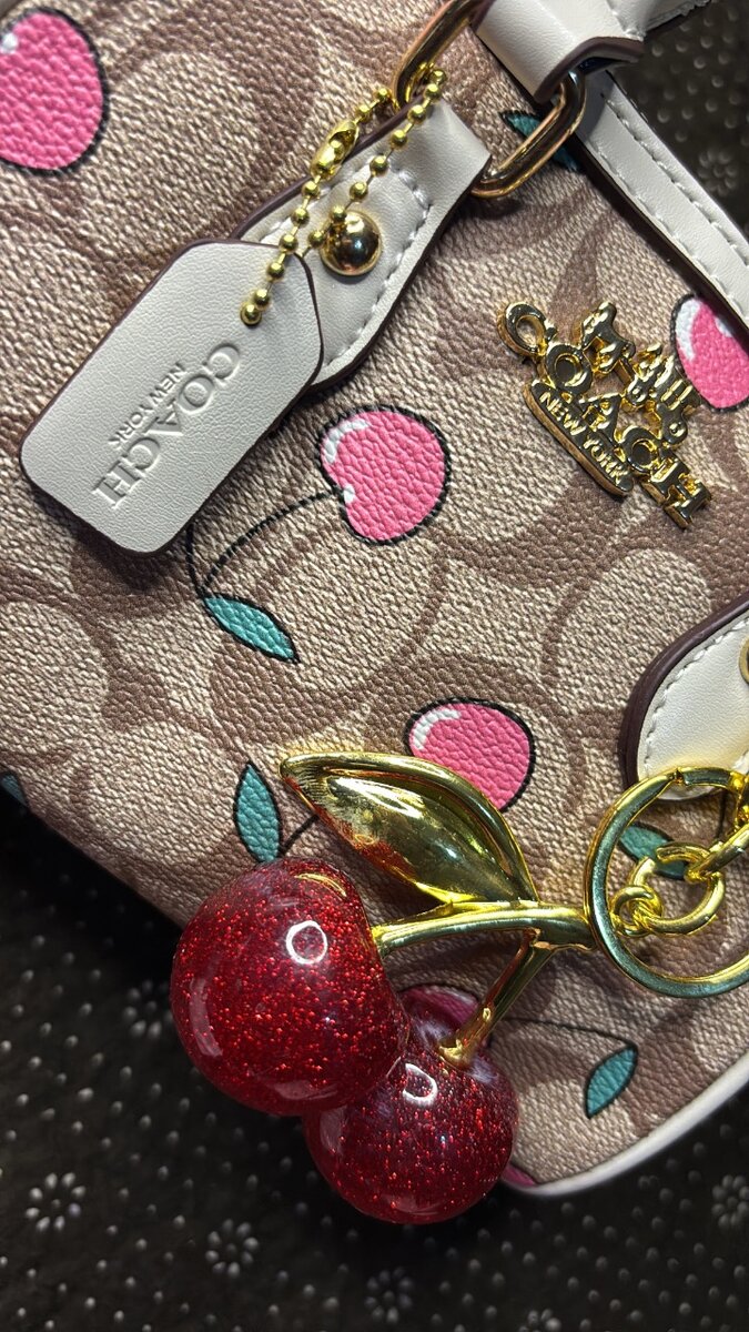 Sac bandoulière cerises élégantes