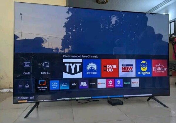 Smart TV LED UHD 4K 55'' WiFi