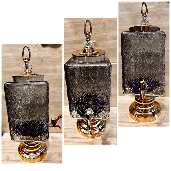 Distributeur de boissons en verre