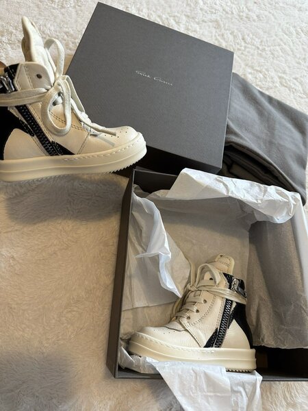 Rick Owen  en cuir blanc