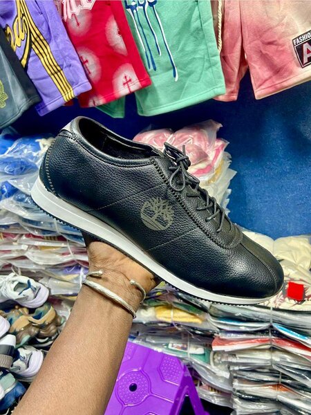 Sneakers en cuir de luxe