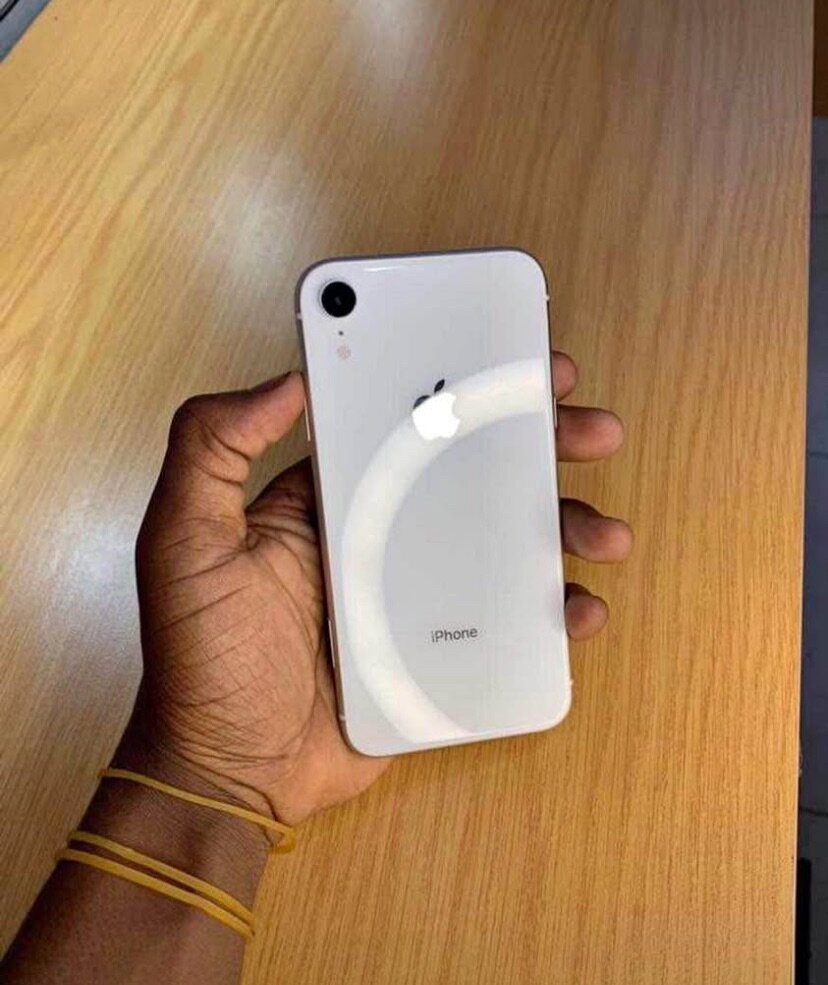 iPhone XR