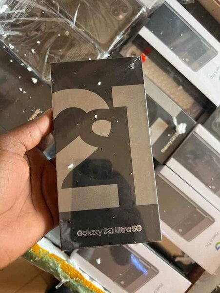 Samsung galaxy s21ultra 5G 256/12 nouveaux dans carton