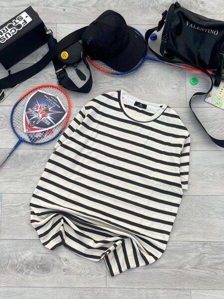 T-shirts à rayures tendance