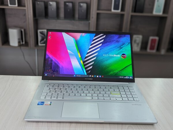 ASUS VivoBook OLED