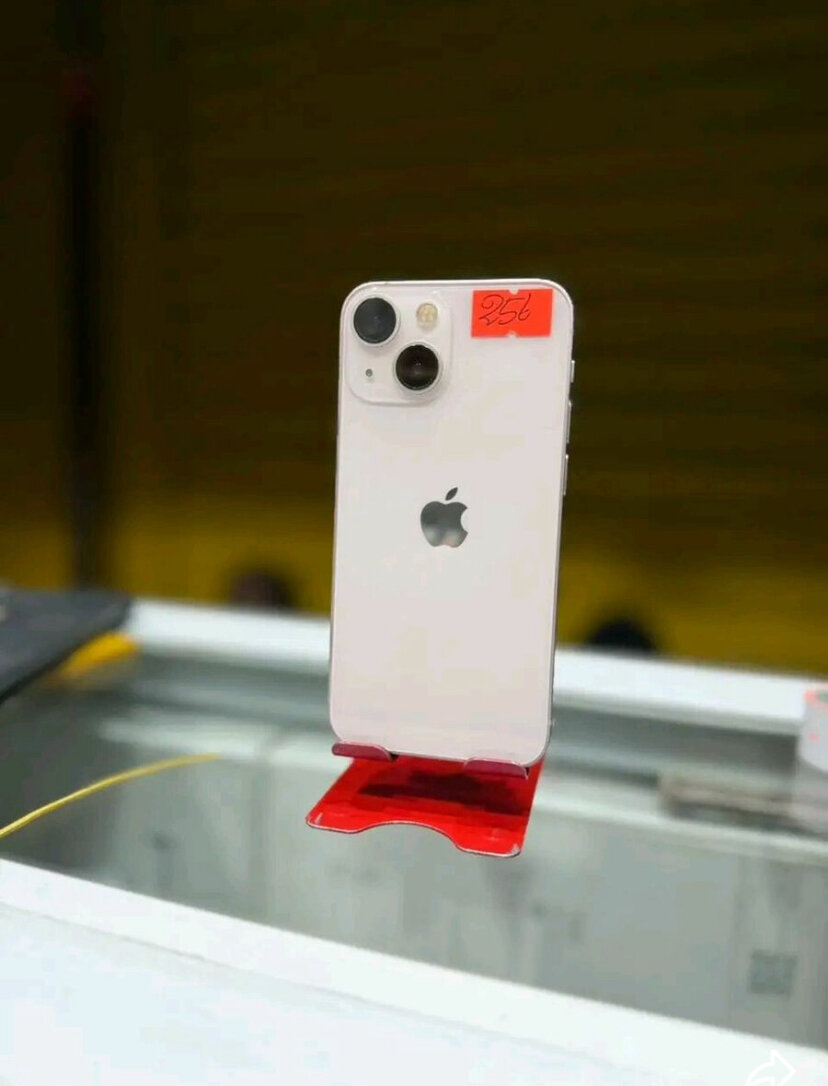 Support téléphone rouge élégant