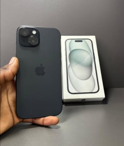 iPhone 15 128GB