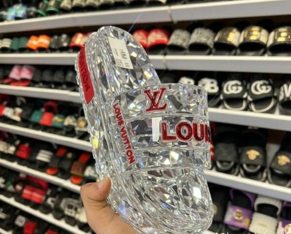 Sandales en cristal élégantes