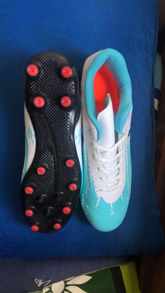 Chaussures de Football Multicolores