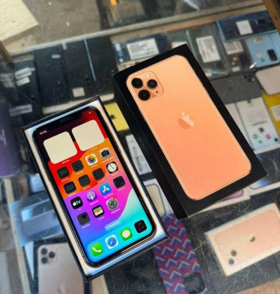 iPhone 11 Pro Max Or