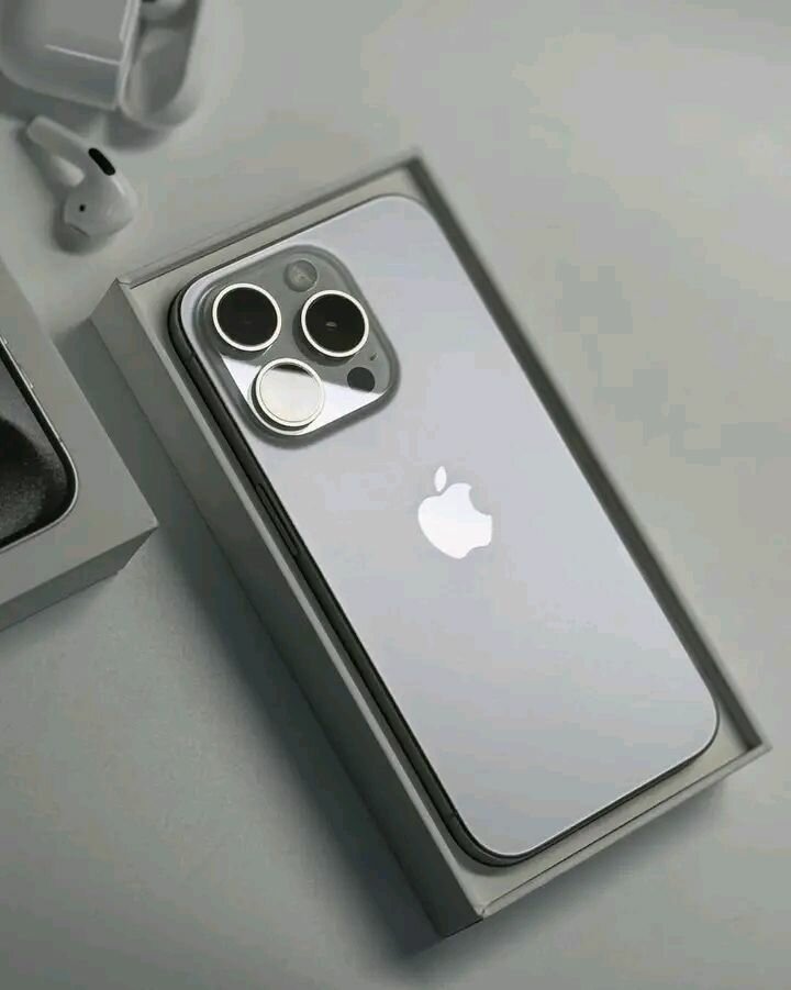 iPhone Pro Argent Neuf