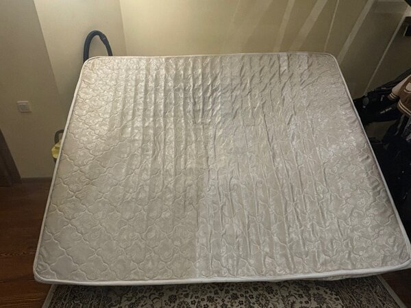 Б/у матрас