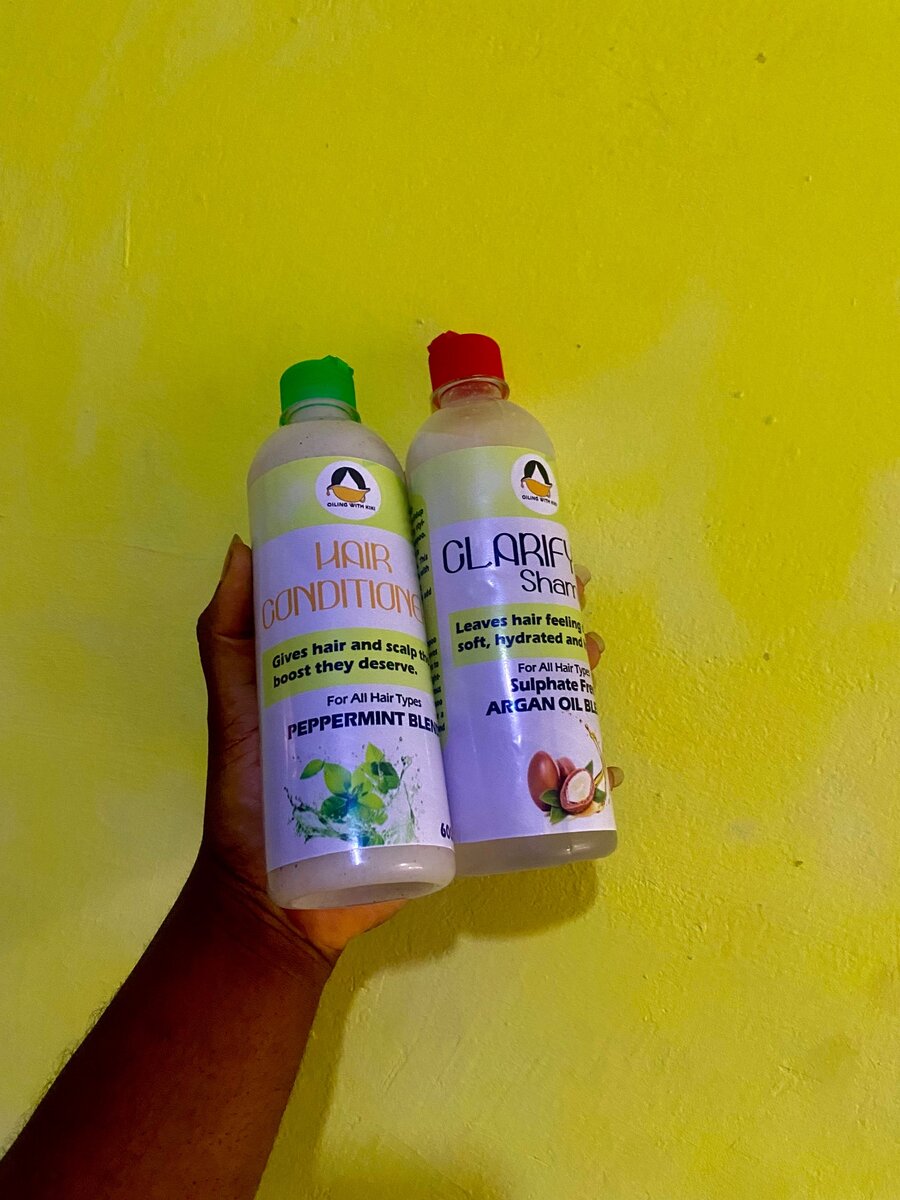 Sulphate free moisturizing Shampoo and Mint Conditioner