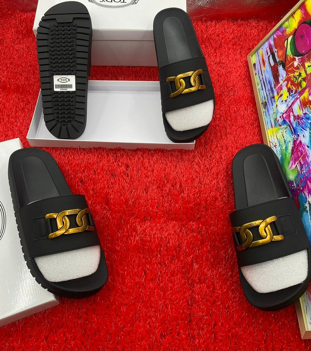 TODS slippers