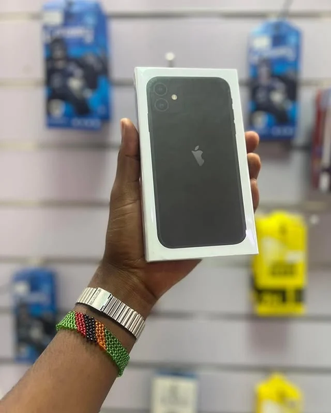 BRAND NEW IPHONE 🍏 pro 