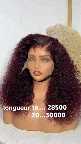 Perruque Bouclée en Dentelle