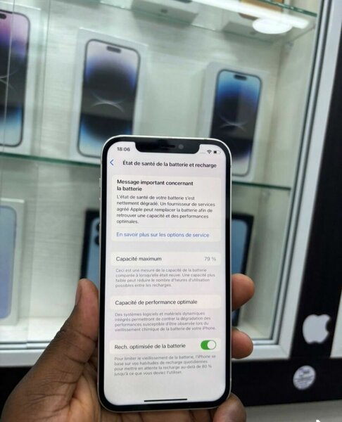 iPhone 12 Blanc 64 Go