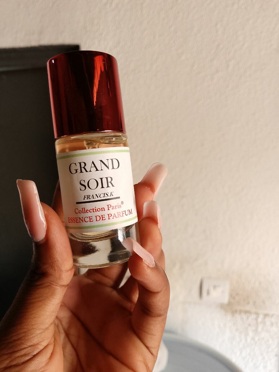 Essence de parfum non dilué