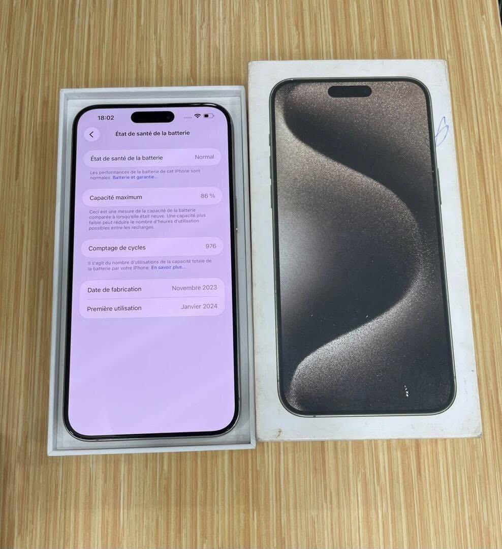 iPhone 15pro max 256 Go Argent