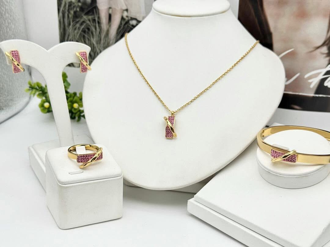 Bijoux full articles