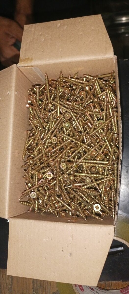 Square screws