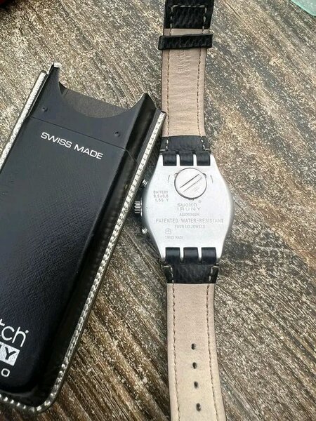 Montre Suisse Vintage Etanche