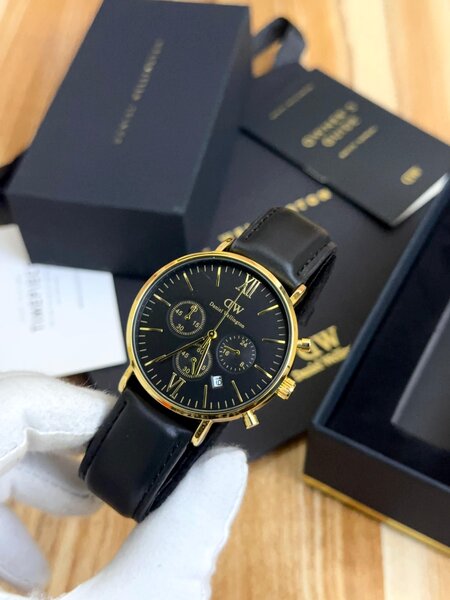 Montre chronographe élégante