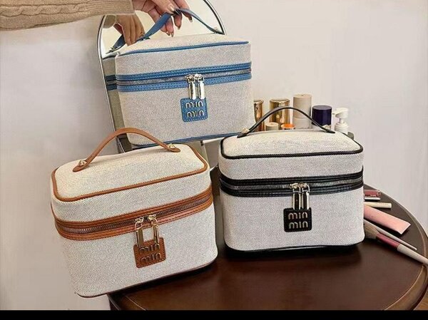 Trousse de maquillage élégante