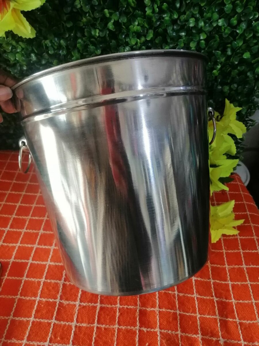 Grand seau de champagne