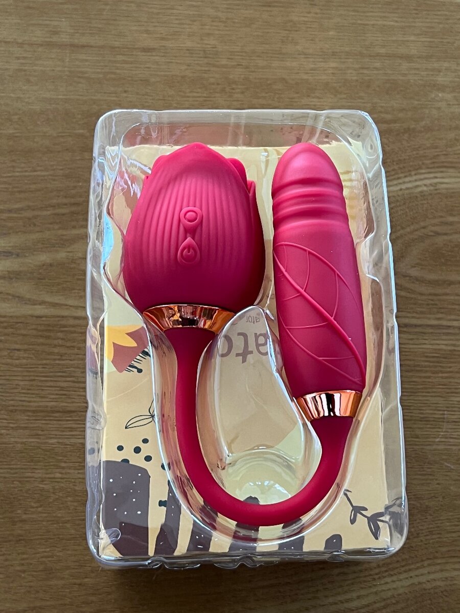 2in 1 Rose Sucker and dildo