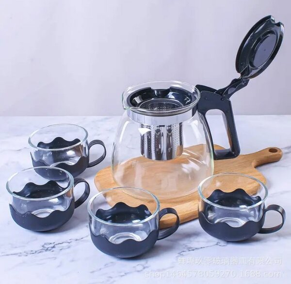 Boa à café avec les quatre pet