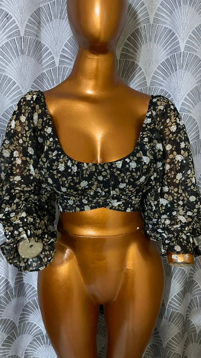 Top court à fleurs bohème