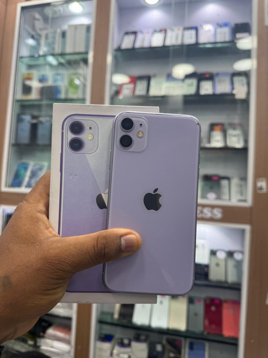 iPhone 11 Violet