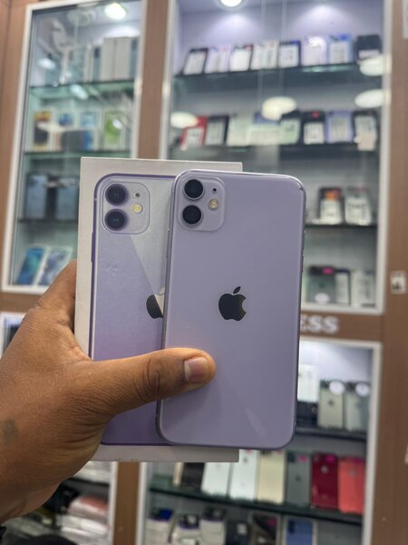 iPhone 11 Violet