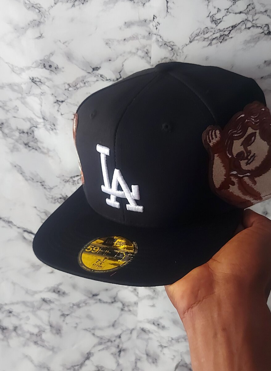 Casquette brodée LA