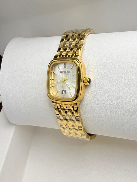 Montre élégante CURREN