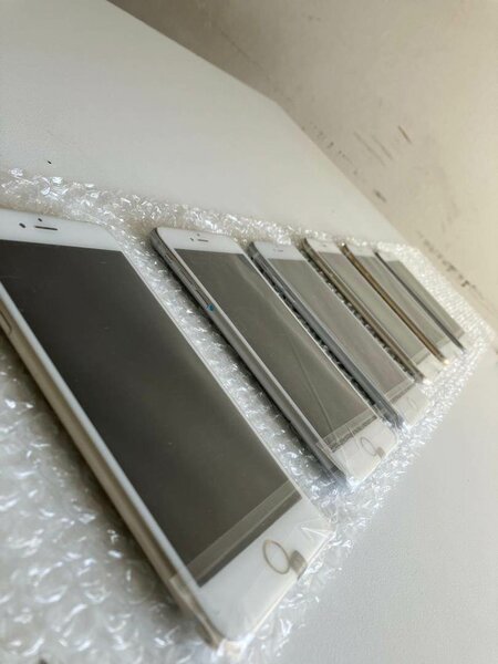 PRE-OWNED IPHONES 6PLUS 64GB