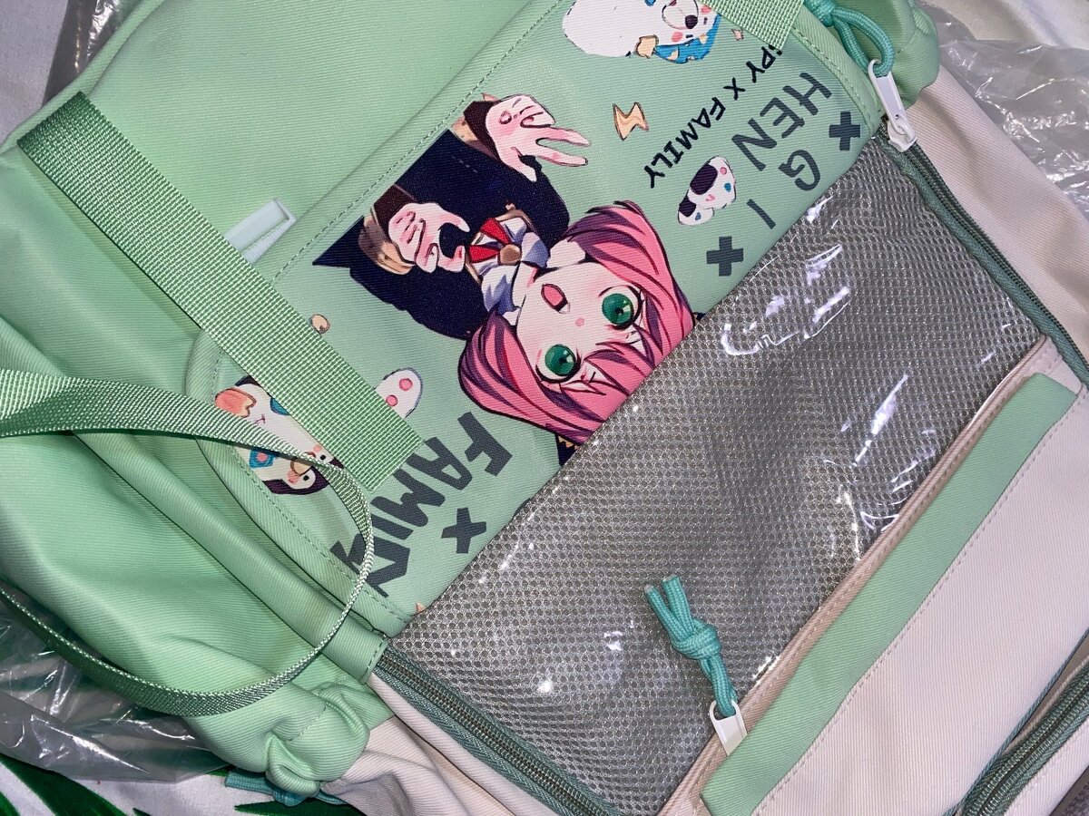 Sac à dos animé vert